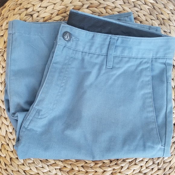 Volcom chino shorts